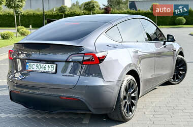 Внедорожник / Кроссовер Tesla Model Y 2023 в 