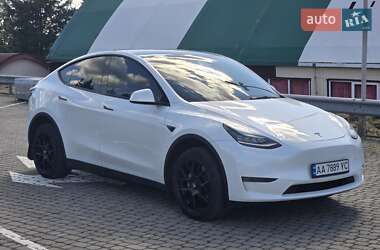 Внедорожник / Кроссовер Tesla Model Y 2021 в 