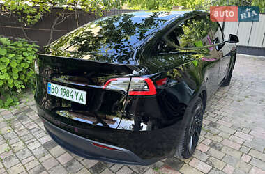 Позашляховик / Кросовер Tesla Model Y 2021 в 