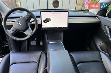 Позашляховик / Кросовер Tesla Model Y 2021 в 