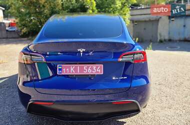 Внедорожник / Кроссовер Tesla Model Y 2021 в 