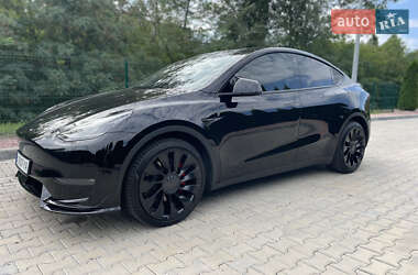 Внедорожник / Кроссовер Tesla Model Y 2023 в 
