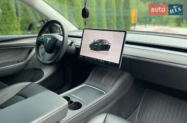 Внедорожник / Кроссовер Tesla Model Y 2023 в 