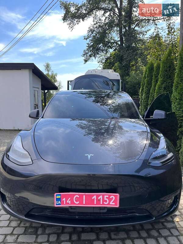 Внедорожник / Кроссовер Tesla Model Y 2024 в Львове