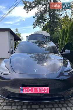 Внедорожник / Кроссовер Tesla Model Y 2024 в 