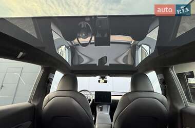 Внедорожник / Кроссовер Tesla Model Y 2022 в 