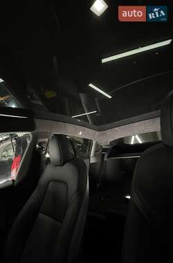 Внедорожник / Кроссовер Tesla Model Y 2022 в 