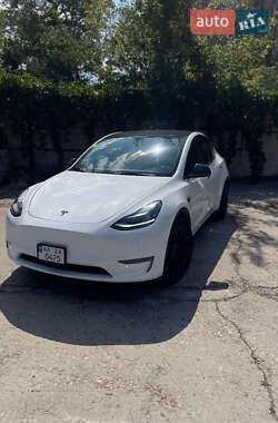 Внедорожник / Кроссовер Tesla Model Y 2021 в 