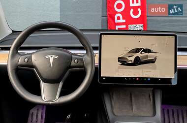Позашляховик / Кросовер Tesla Model Y 2023 в 