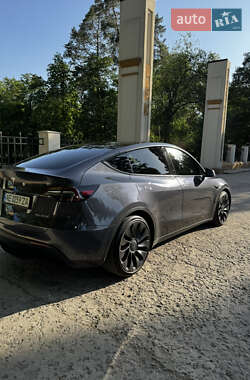 Позашляховик / Кросовер Tesla Model Y 2022 в 