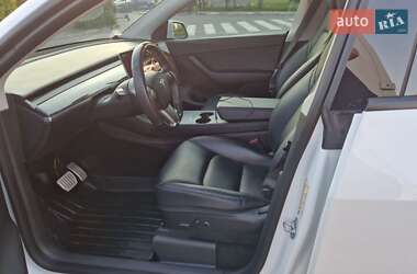 Позашляховик / Кросовер Tesla Model Y 2022 в 
