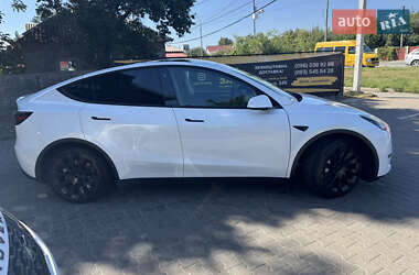 Внедорожник / Кроссовер Tesla Model Y 2021 в 