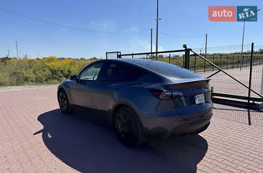 Внедорожник / Кроссовер Tesla Model Y 2022 в 