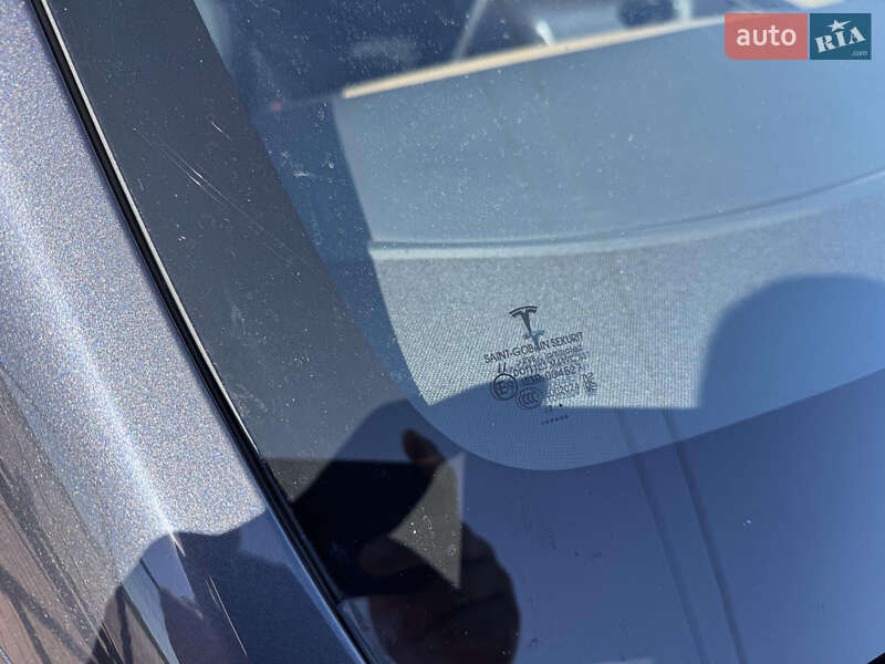 Внедорожник / Кроссовер Tesla Model Y 2022 в Ровно