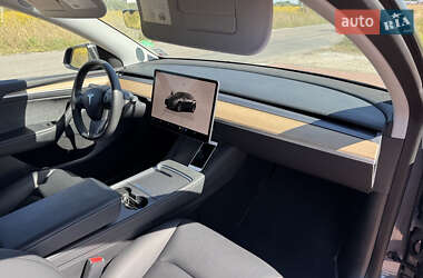 Внедорожник / Кроссовер Tesla Model Y 2022 в 
