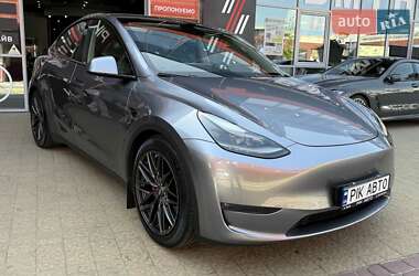 Позашляховик / Кросовер Tesla Model Y 2023 в 