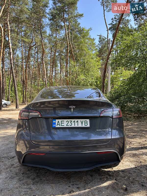Позашляховик / Кросовер Tesla Model Y 2021 в Дніпрі