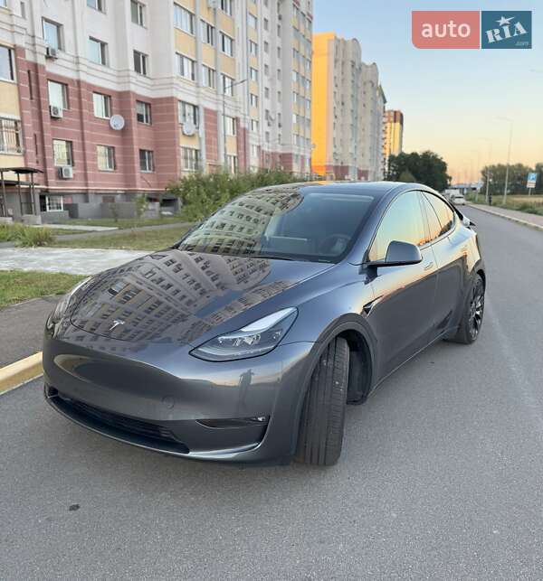 Позашляховик / Кросовер Tesla Model Y 2022 в Києві