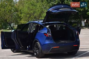 Внедорожник / Кроссовер Tesla Model Y 2021 в 