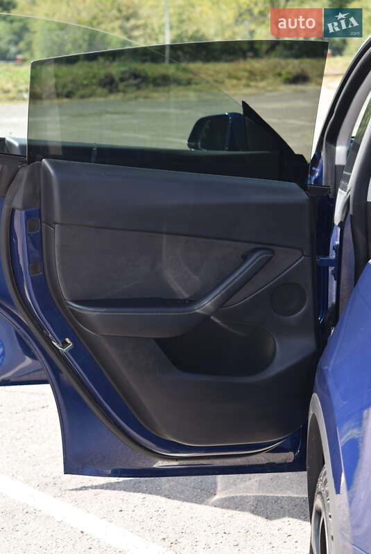Позашляховик / Кросовер Tesla Model Y 2021 в Білогородці фото 28 Позашляховик / Кросовер Tesla Model Y 2021 в Білогородці