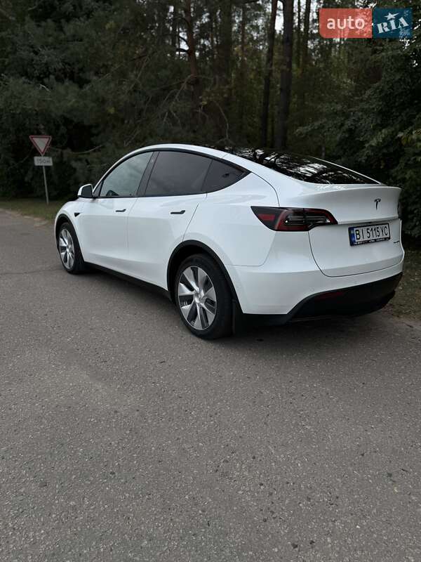 Позашляховик / Кросовер Tesla Model Y 2021 в Полтаві