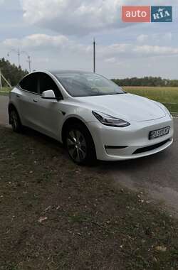 Внедорожник / Кроссовер Tesla Model Y 2021 в 