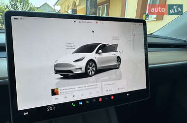 Внедорожник / Кроссовер Tesla Model Y 2023 в 