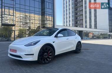 Позашляховик / Кросовер Tesla Model Y 2021 в Дніпрі
