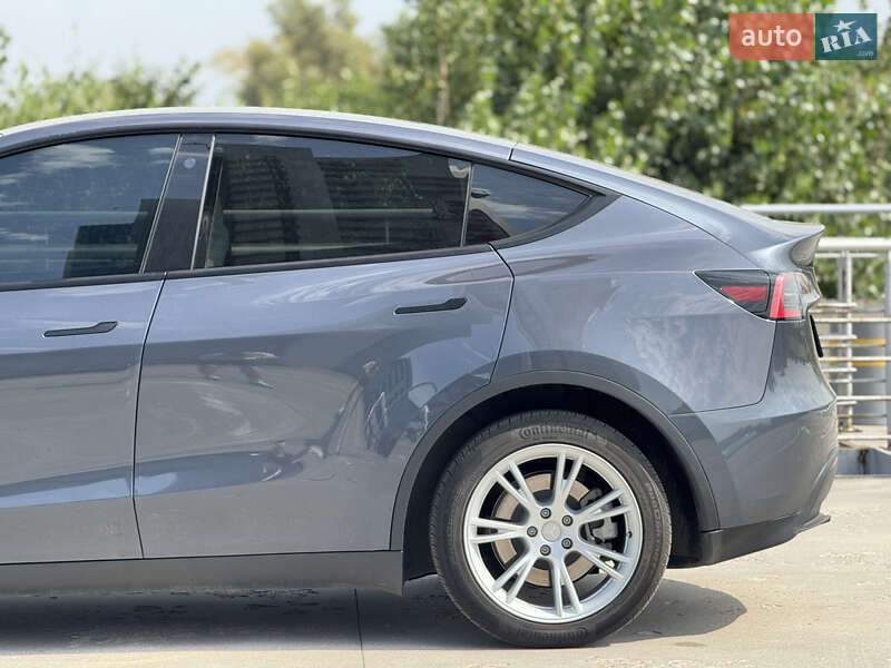 Позашляховик / Кросовер Tesla Model Y 2022 в Києві