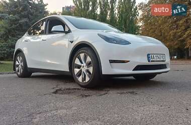 Внедорожник / Кроссовер Tesla Model Y 2023 в 