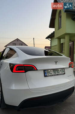 Позашляховик / Кросовер Tesla Model Y 2021 в 