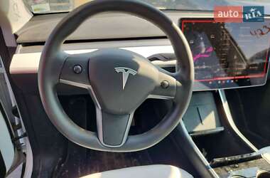 Внедорожник / Кроссовер Tesla Model Y 2020 в 