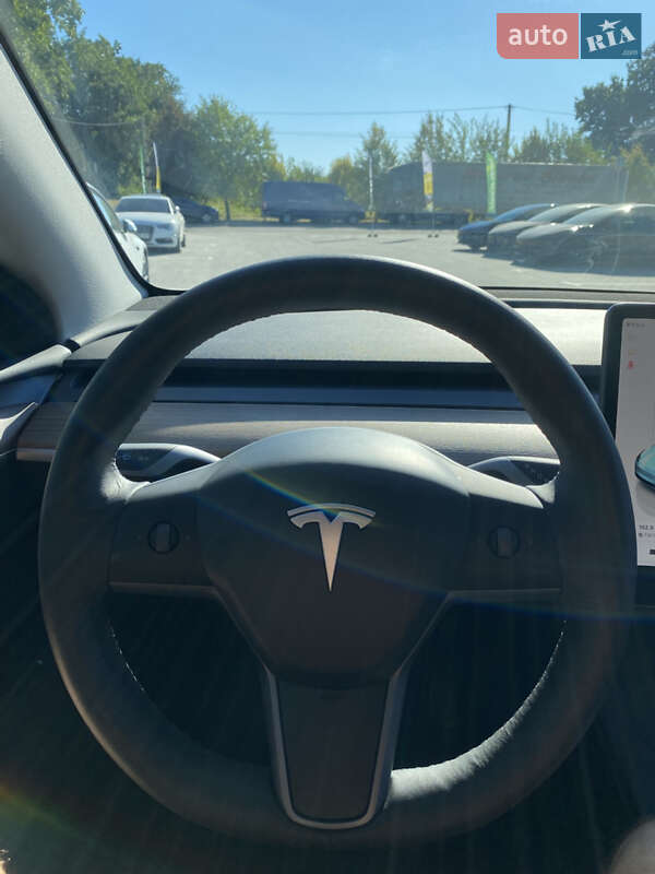 Внедорожник / Кроссовер Tesla Model Y 2023 в Киеве фото 18 Внедорожник / Кроссовер Tesla Model Y 2023 в Киеве