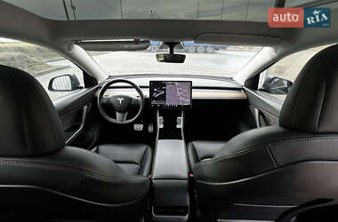 Позашляховик / Кросовер Tesla Model Y 2020 в 