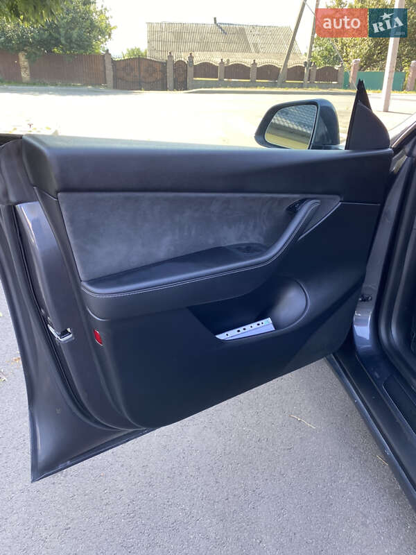 Внедорожник / Кроссовер Tesla Model Y 2021 в Киеве фото 16 Внедорожник / Кроссовер Tesla Model Y 2021 в Киеве