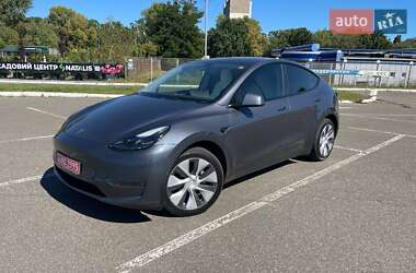 Внедорожник / Кроссовер Tesla Model Y 2023 в Киеве