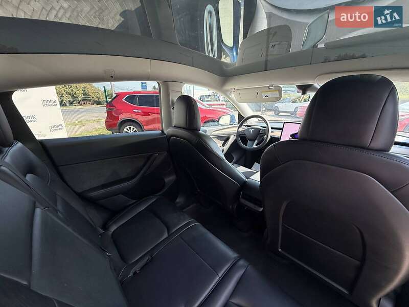 Позашляховик / Кросовер Tesla Model Y 2023 в Луцьку