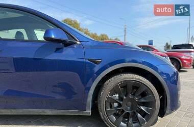 Внедорожник / Кроссовер Tesla Model Y 2023 в 
