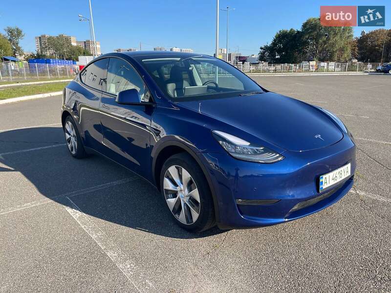 Внедорожник / Кроссовер Tesla Model Y 2021 в Киеве