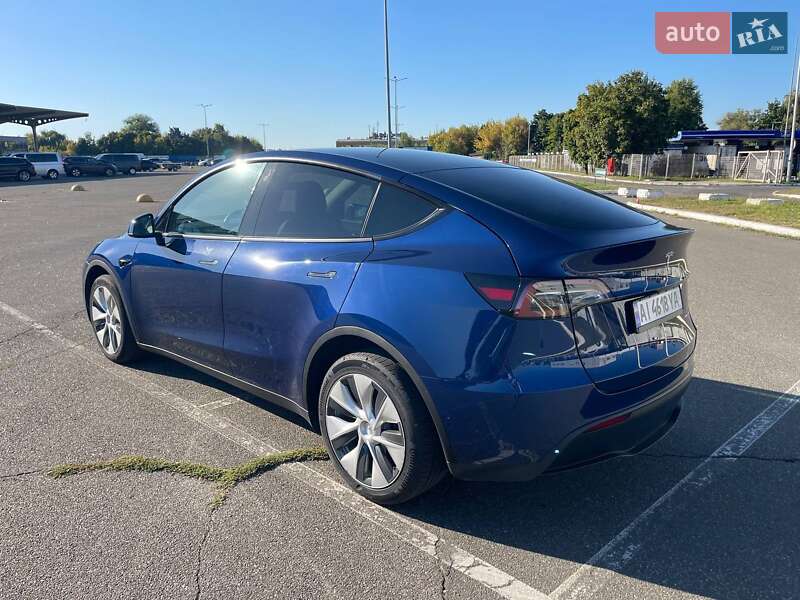 Внедорожник / Кроссовер Tesla Model Y 2021 в Киеве