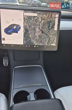 Позашляховик / Кросовер Tesla Model Y 2021 в 