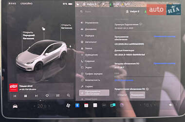 Позашляховик / Кросовер Tesla Model Y 2023 в 