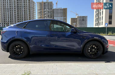 Внедорожник / Кроссовер Tesla Model Y 2023 в 