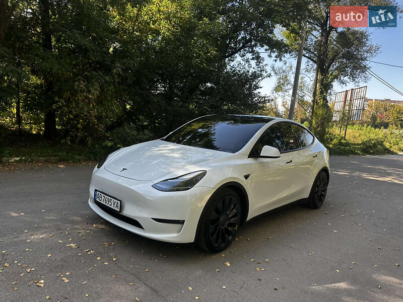 Tesla Model Y 2022
