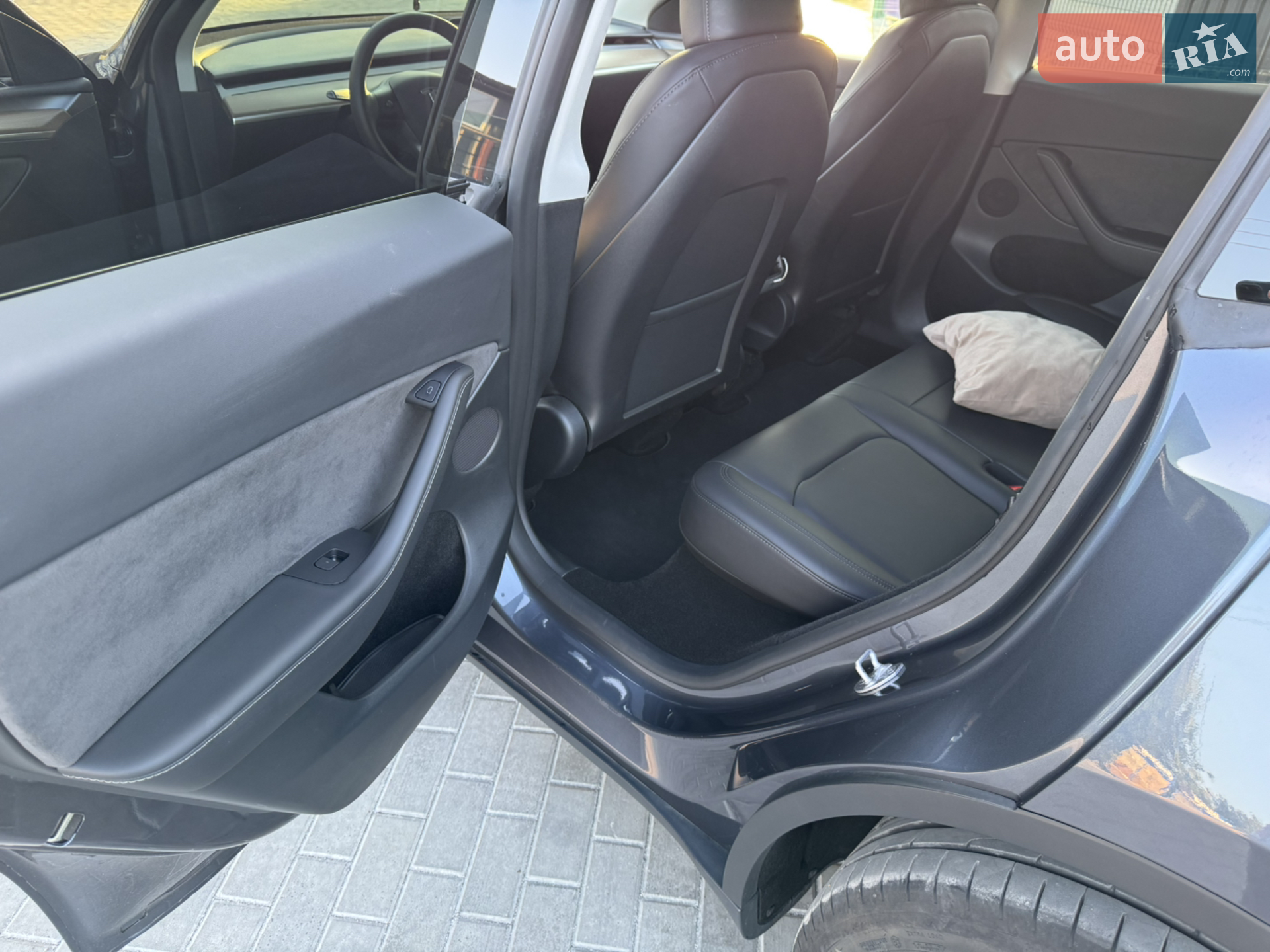 2023 Tesla Model Y - мініатюра 13