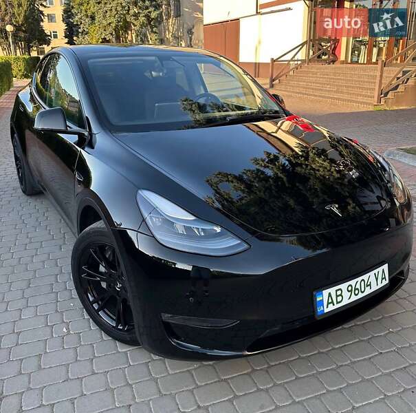 Внедорожник / Кроссовер Tesla Model Y 2022 в 
