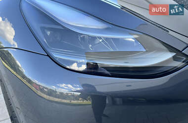 Позашляховик / Кросовер Tesla Model Y 2021 в 