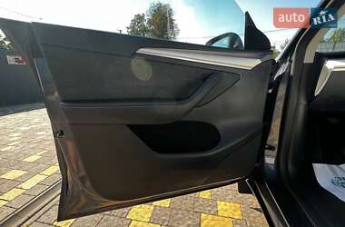 Внедорожник / Кроссовер Tesla Model Y 2023 в 