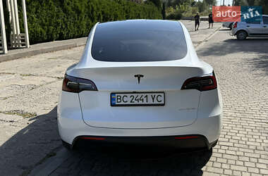 Внедорожник / Кроссовер Tesla Model Y 2024 в 