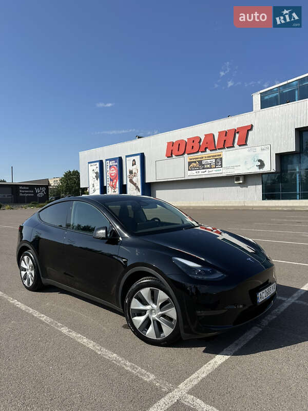 Tesla Model Y 2023 Tesla Model Y 2023